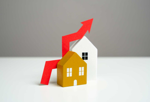 Woningmarkt 2025  Meer woningverkopen en stijgende prijzen. Wil jij een huis kopen in Rotterdam of je woning verkopen in Rotterdam  De makelaars van Langejan helpen je bij elke stap van het proces!